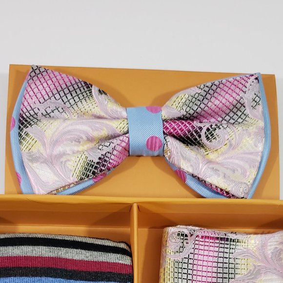 Robert Lewis Rose Bow Tie Hanky Socks Box 3 Set - Picture 2 of 8
